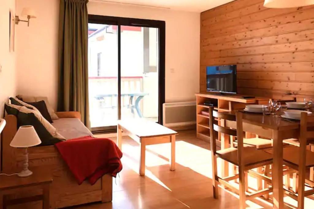Charmant T3 Avec Vue Montagne Et Parking Privatif Font-Romeu-Odeillo-Via Exteriér fotografie